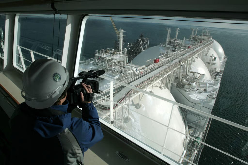 Рекордна залежність: ЄС продовжує закуповувати російський газ, попри санкції та війну
